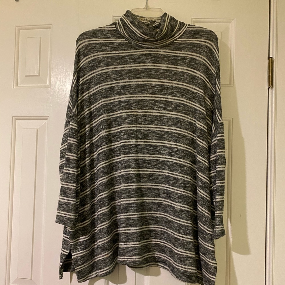Anthropologie tunic top